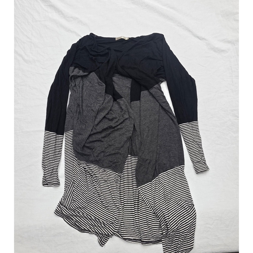 Women's Heart And Hips Neutral‎ Colored Longsleeve Cardigan Size Medium